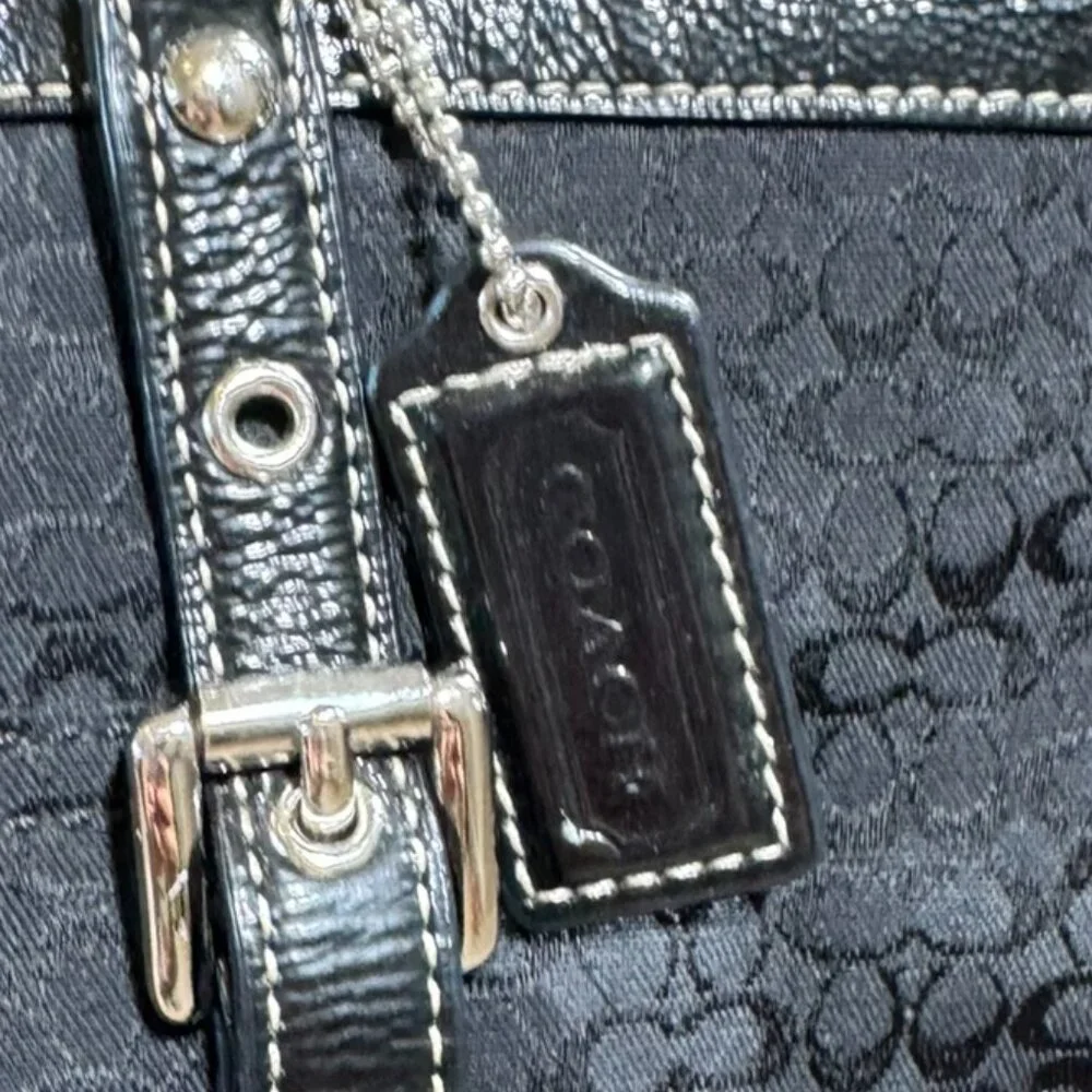 Coach Signature Jacquard Gallery Tote - Picture 9 of 14